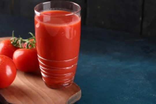 Nước ép cà chua và lợi ích cho sức khỏe