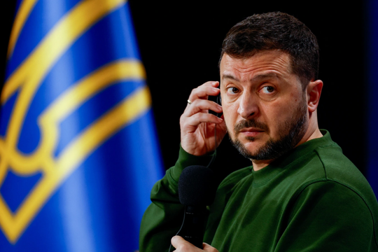 Nga nhắc các nhà hoà giải lưu ý quyền lực của Tổng thống Zelensky hết hạn 