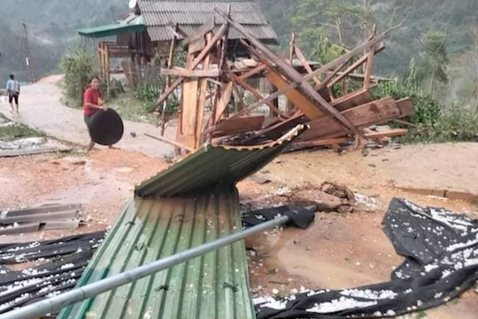 Kỳ Sơn đối diện nhiều khó khăn do mưa đá và thời tiết cực đoan