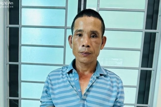 Trà trộn vào tốp thợ khai thác keo ở khu vực biên giới để mua bán ma túy