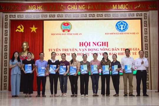 Nông dân Nghệ An hướng đến mục tiêu nhận lương hưu từ bảo hiểm xã hội tự nguyện