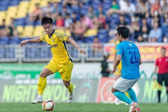 Nguyễn Quang Vinh - trụ cột tuyến giữa của Sông Lam Nghệ An