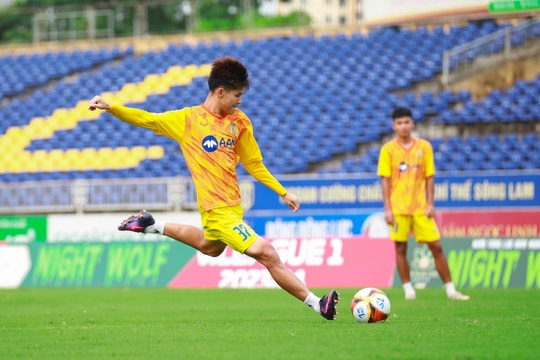 Huấn luyện viên Phạm Anh Tuấn đưa ra yêu cầu với các học trò trước trận gặp Bình Dương