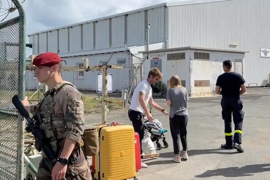 Pháp sắp dỡ bỏ tình trạng khẩn cấp ở New Caledonia