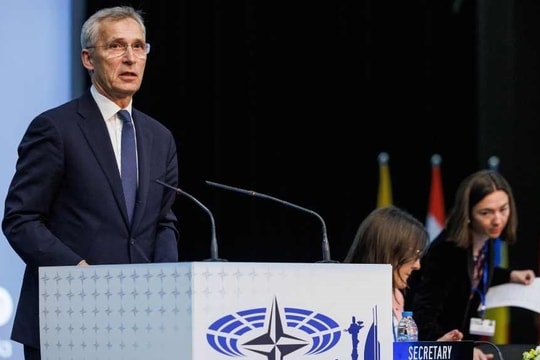 NATO đang xem xét cơ cấu mới để hỗ trợ Ukraine