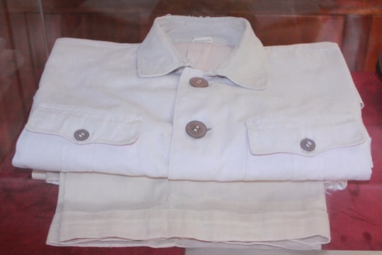 Những kỷ vật về Chủ tịch Hồ Chí Minh ở quê chung