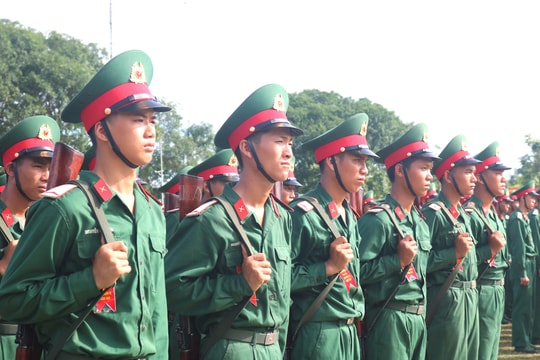 Tuyên thệ chiến sĩ mới tại Trung đoàn 335