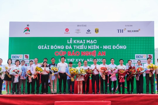 Những tấm lòng cao đẹp đến với Giải Bóng đá Thiếu niên - Nhi đồng Cúp Báo Nghệ An