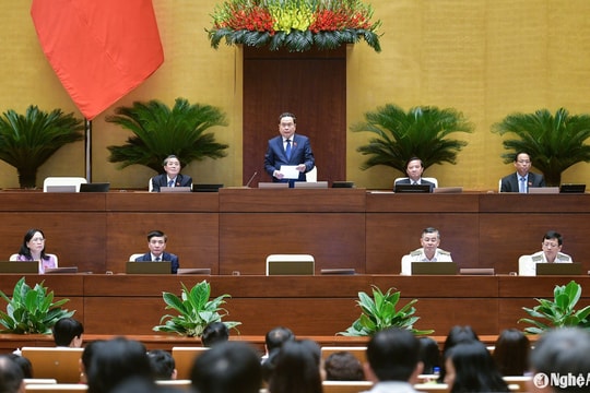 Hôm nay, Quốc hội thảo luận ở hội trường về dự thảo Nghị quyết thí điểm bổ sung một số cơ chế, chính sách đặc thù phát triển tỉnh Nghệ An