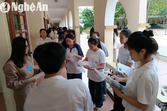 Điểm chuẩn lớp 10 ở Nghệ An: Nhiều trường thí sinh chưa đầy 5 điểm/môn đã trúng tuyển