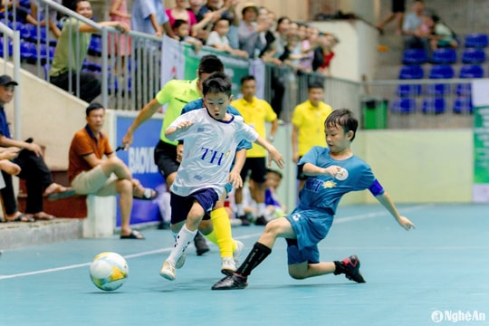 Highlight Nhi đồng Nam Đàn - Nhi đồng Hoàng Mai: 2-1