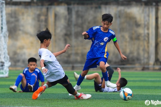 Rượt đuổi tỷ số nghẹt thở, Thiếu niên Quế Phong giành chiến thắng trước Thiếu niên Con Cuông