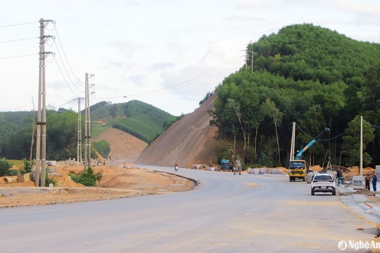 Tháo gỡ khó khăn, đẩy nhanh tiến độ thi công Dự án đường N5 kéo dài