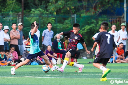 Thiếu niên Tương Dương giành chiến thắng đậm trước Thiếu niên Nghi Lộc