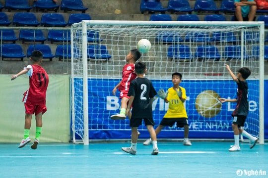 Highlight: Nhi đồng Yên Thành - Nhi đồng Nghĩa Đàn: 5 - 1