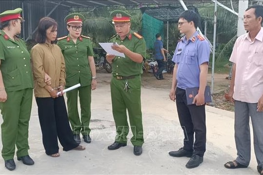 Bị nhà chồng cũ bạo hành và giam giữ trái phép dù đã ly hôn