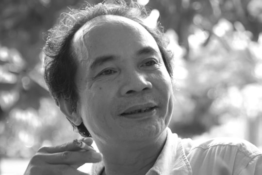 Những bông hoa vẫn nở đúng mùa