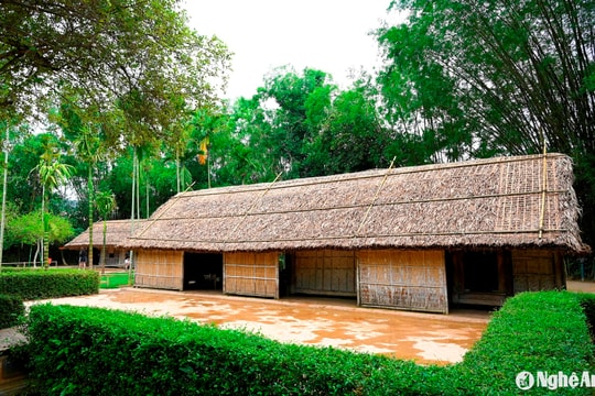 Ngôi nhà ông bà ngoại Chủ tịch Hồ Chí Minh
