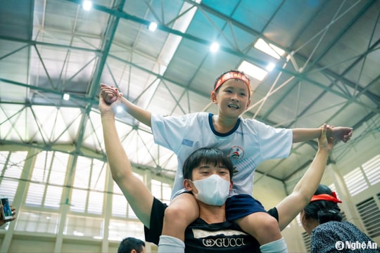 Những khoảnh khắc đẹp trận chung kết giữa Nhi đồng Hoàng Mai và Nhi đồng Quỳ Hợp