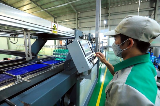 Nước uống IMIZU - mạch nguồn tinh khiết