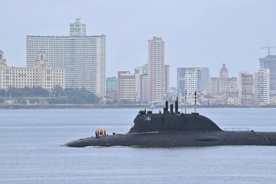 Tàu ngầm hạt nhân Kazan của Nga cập cảng Cuba, Mỹ lo ngại