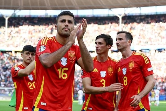 Kết quả EURO 2024 mới nhất: Tây Ban Nha thăng hoa, Italy chật vật ở bảng tử thần; "ngựa ô" Hungary bị giải mã