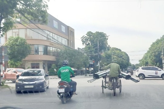 Ẩn họa từ xe chở hàng cồng kềnh