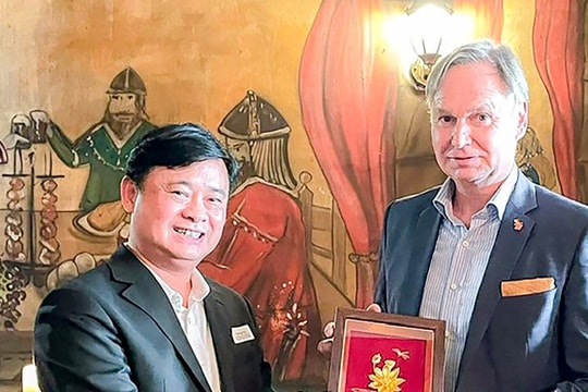 Điểm tin ngày 18/6