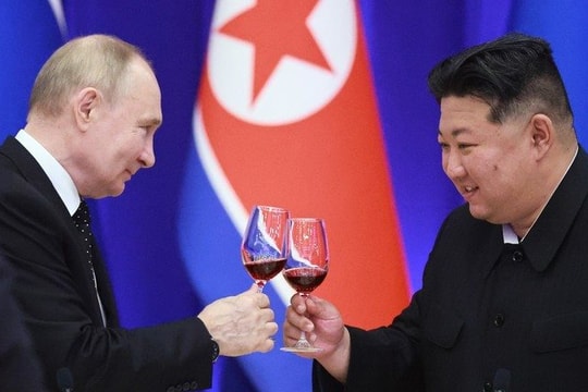 Mỹ bất ngờ trước tốc độ xây dựng liên minh mới của Nga