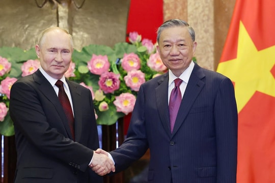 Hình ảnh Chủ tịch nước Tô Lâm và Tổng thống Nga Putin hội đàm