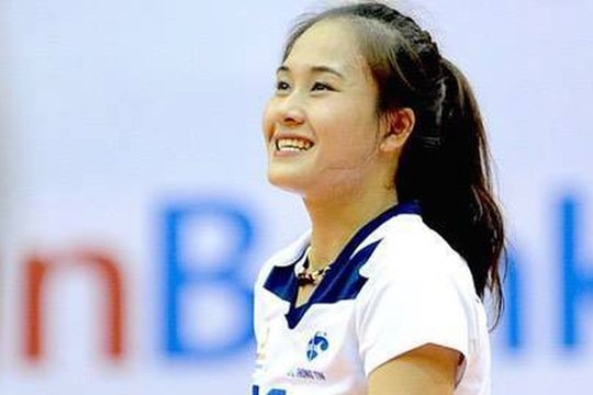 Hoa khôi bóng chuyền cùng lúc lập 2 kỷ lục đặc biệt