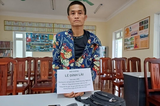 Bắt đối tượng mới ra tù tàng trữ trái phép chất ma túy