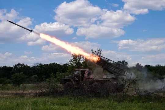 Ở Phương Tây cảnh báo Ukraine về mối nguy hiểm nghiêm trọng