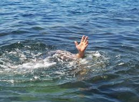 Ra ao nhà chơi, hai cậu cháu bị đuối nước