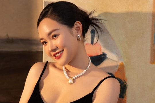 Cuộc sống hiện tại của MC xinh đẹp nghỉ VTV lấy chồng nhạc trưởng