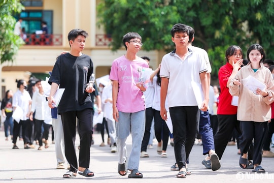 Đáp án gợi ý đề thi tốt nghiệp THPT 2024 môn Địa lý - Tất cả mã đề