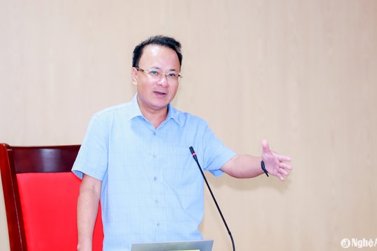 Thường trực HĐND tỉnh Nghệ An thẩm tra các báo cáo, dự thảo nghị quyết trình Kỳ họp thứ 21