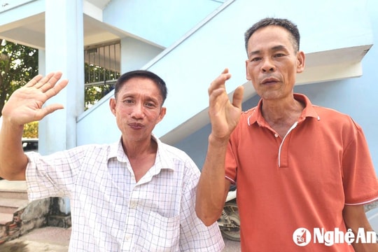 Phụ huynh vùng cao vượt núi về xuôi động viên con thi tốt nghiệp THPT