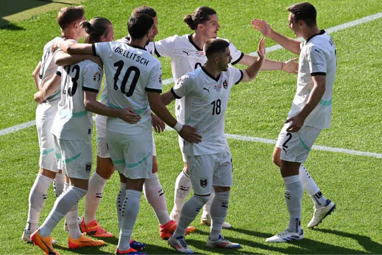 Euro 2024: Có hay không thần thoại Hy Lạp?