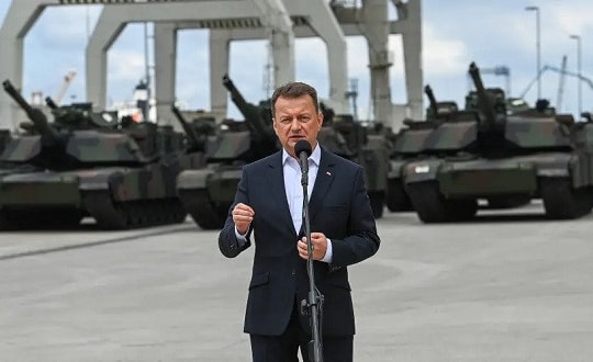 Ba Lan nhận khoản vay 2 tỷ USD để mua vũ khí phòng không và tên lửa Mỹ