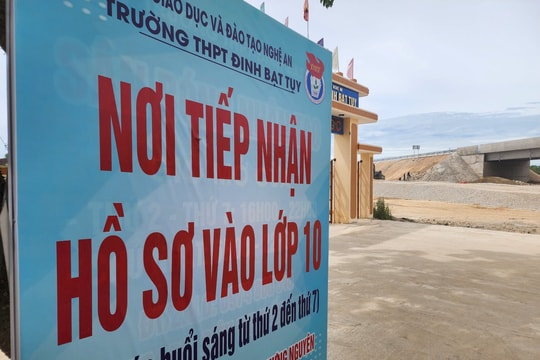 Trường ngoài công lập 'rộng cửa' đón học sinh vào lớp 10