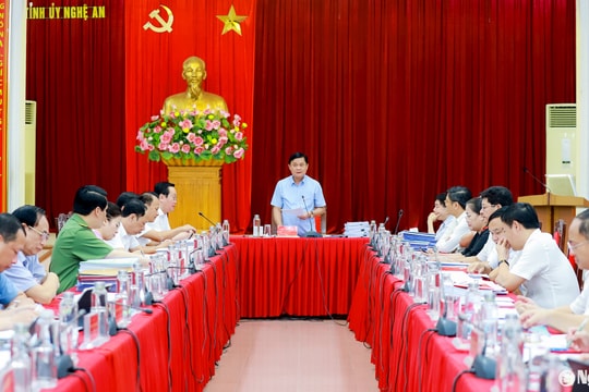 Ban Thường vụ Tỉnh ủy Nghệ An họp phiên thường kỳ