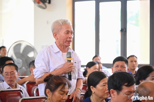 Cử tri huyện Anh Sơn: Sổ đỏ dân làm thì lâu, 'cò' làm thì nhanh