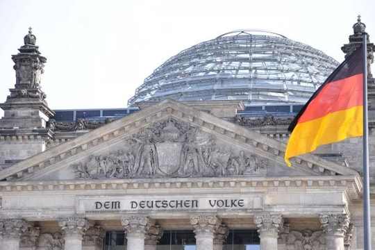 Chính trị gia Đức tiết lộ điều gì đang chờ đợi liên minh NATO?