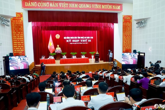 Hôm nay (11/7), Giám đốc các Sở Nội vụ và Công Thương trả lời chất vấn của đại biểu HĐND tỉnh Nghệ An