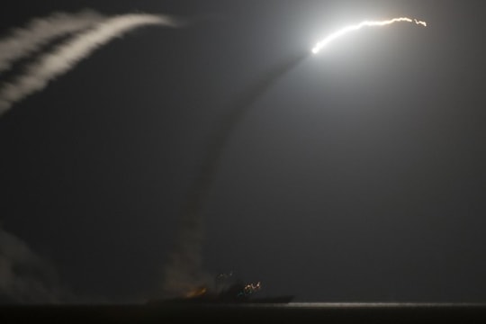 Mỹ sẽ triển khai vũ khí tầm xa ở Đức