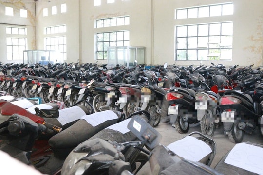 Phòng Cảnh sát giao thông Công an tỉnh Nghệ An thông báo truy tìm chủ sở hữu phương tiện vi phạm hành chính