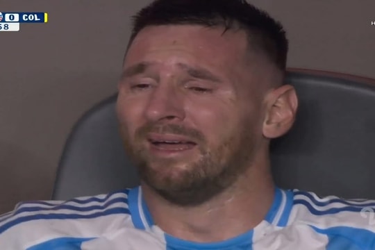 Messi đau đớn rời sân, kết thúc Copa America 2024 trong nước mắt