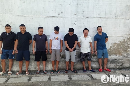 Triệt phá ổ nhóm đánh bạc bằng hình thức cá độ và cho vay lãi nặng tại huyện Nam Đàn