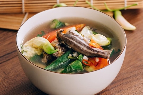 Canh chua cá, lẩu cá linh lọt top món ngon nhất thế giới